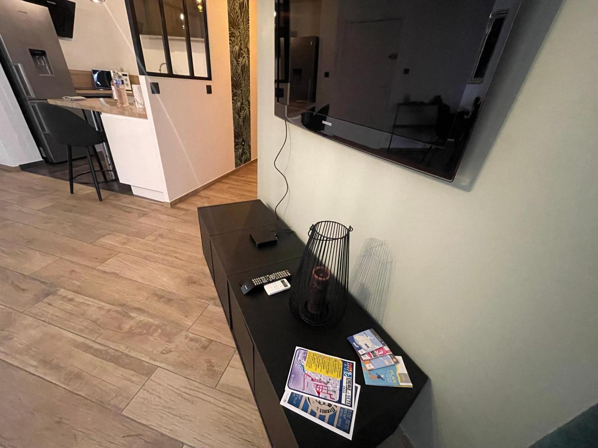 L'Amandier - Clim Et Parking - Apartment Sete Ngoại thất bức ảnh